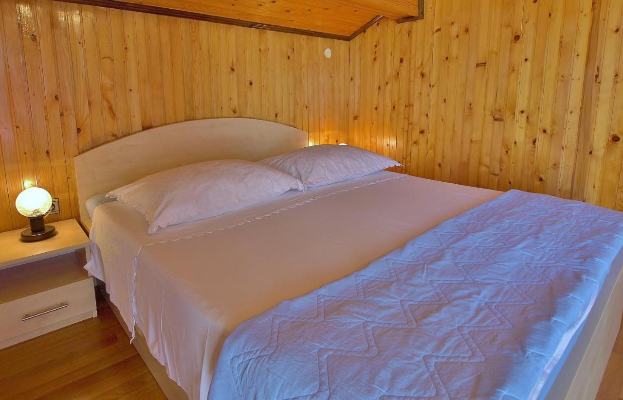 Jaska Anica Apartments Supetarska Draga Esterno foto