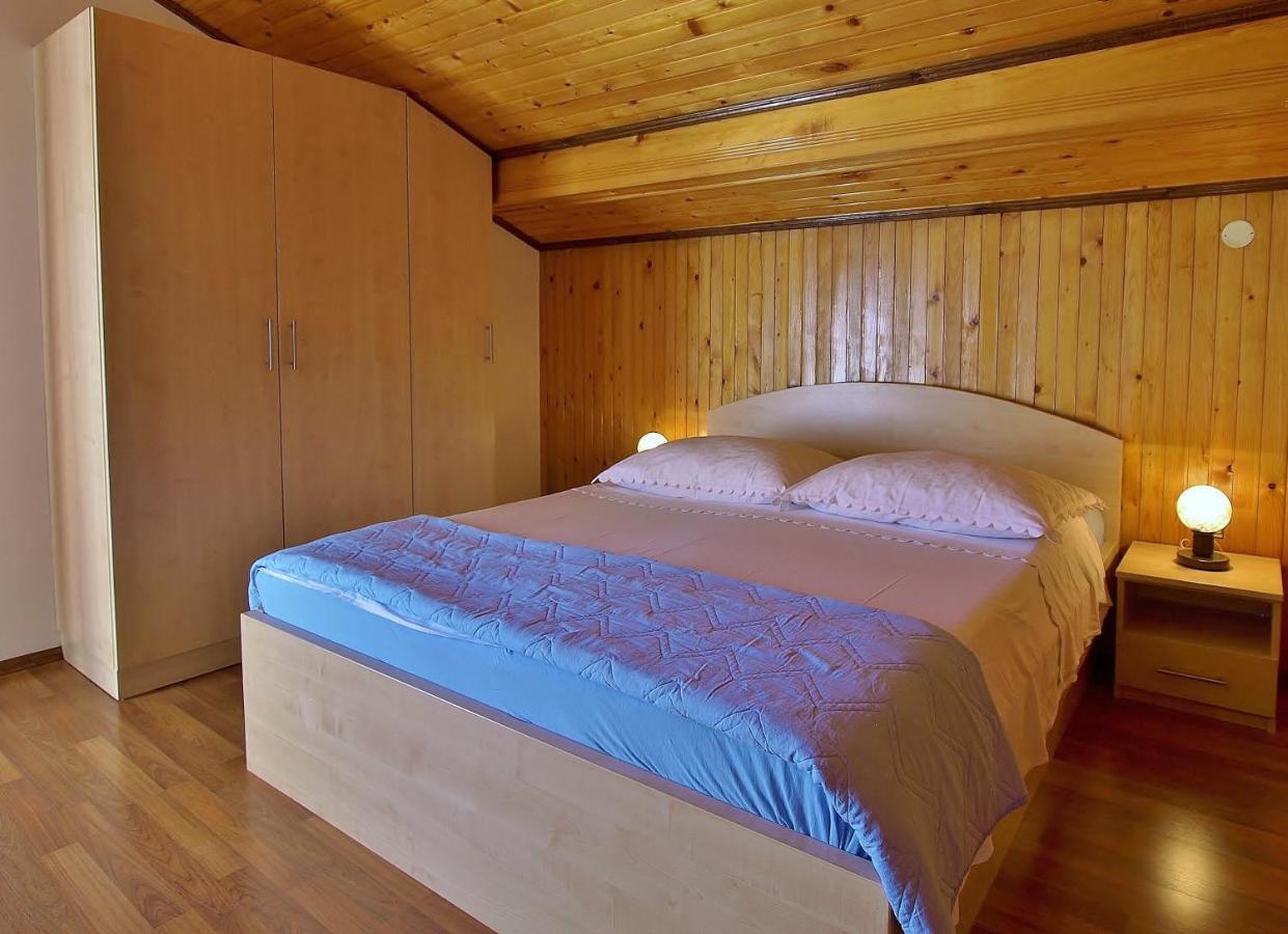 Jaska Anica Apartments Supetarska Draga Esterno foto